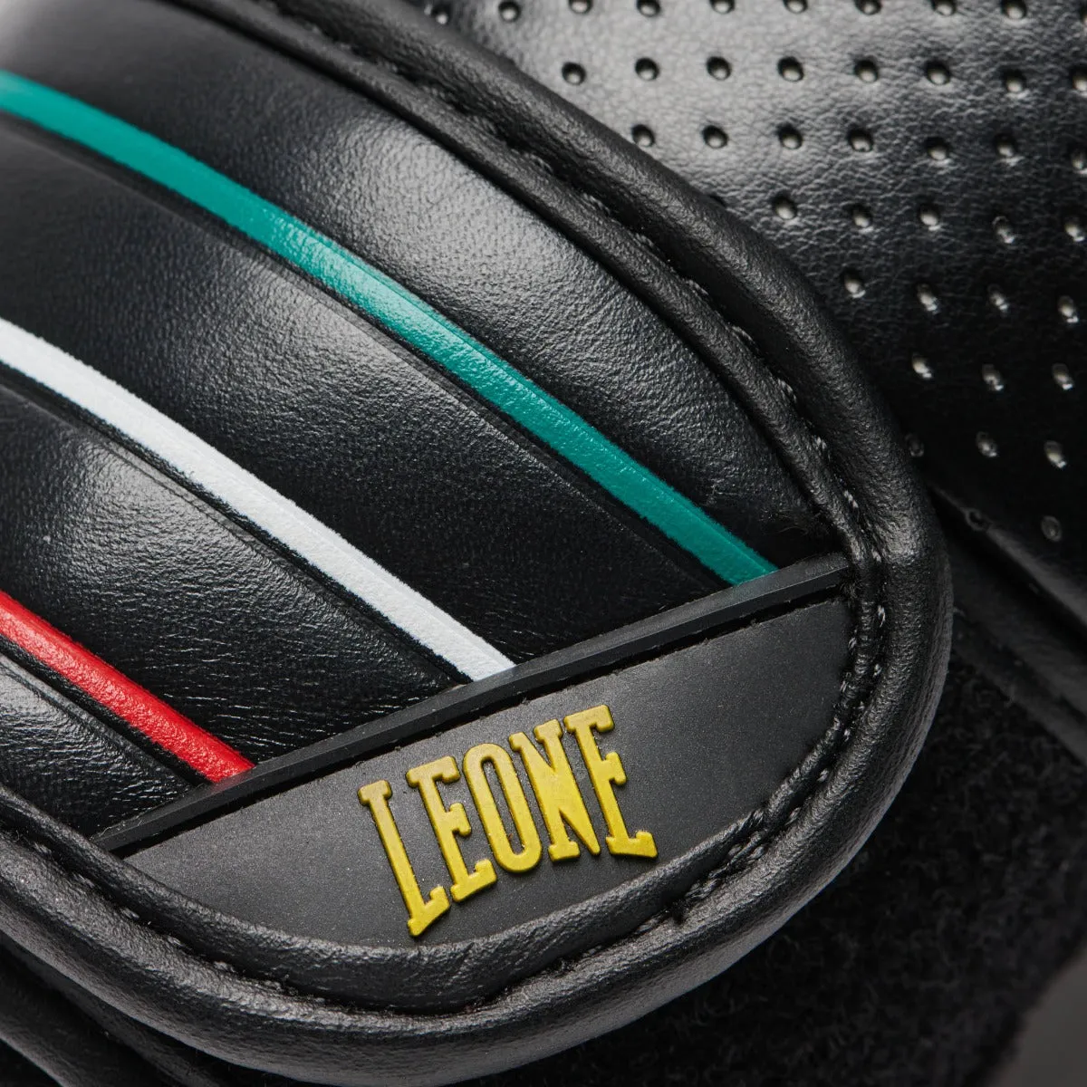 Leone Flag MMA Gloves Black