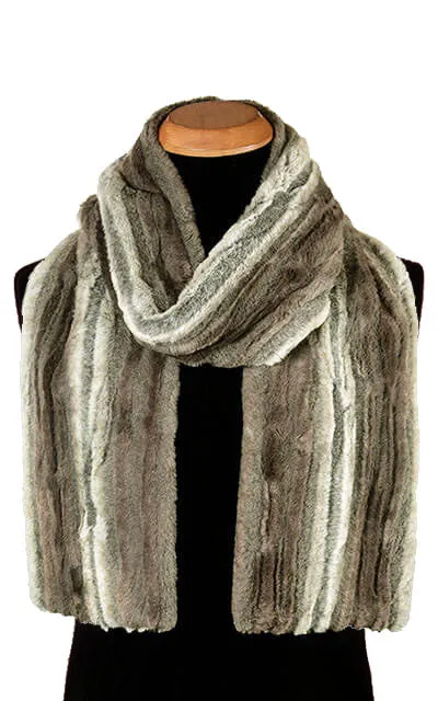 Men's Classic Scarf - Luxury Faux Fur in Willows Grove